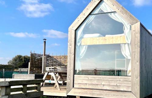 Brightlingsea House | Lushna 3 Petite at Lee Wick Farm Cottages & Glamping