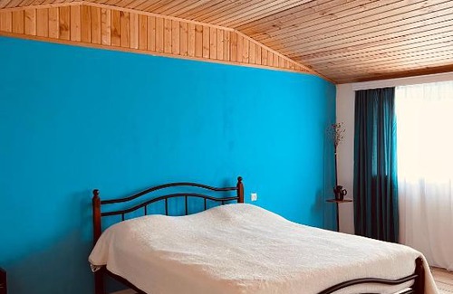 Lentekhi House | Lushnu Qor