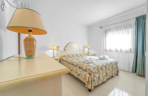 Liscia di Vacca Villa | Lussuosa Dimora Vista Mare con Piscina e Spiaggia a 300 MT