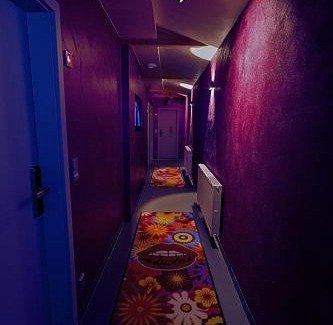 Landshut Hotel | Lustra Stundenhotel - Adults Only