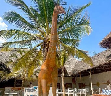 Gede Bed & Breakfast | Luwa Beach&Suits