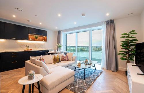 Woolwich Apartment | Lux 2 bed 2 bath with Riverviews