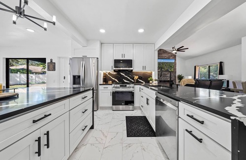 Temple Terrace House | Lux 2 King Suite, Sleeps15 Pool Oasis TampaUSF,BuschGardens,HardRock Casino