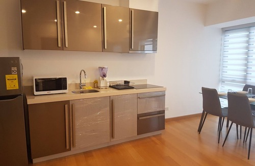 Downtown Apartment | Lux 3 Bedroom Duplex Own Pool Milano Residences Versace Makati Wifi Netflix