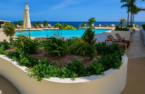 Willemstad Apartment | LUX 3 BR Sub Penthouse One Mambo Beach