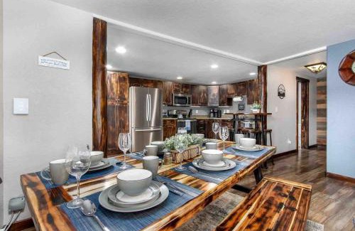 Estes Park House | Lux 3BR Home - Wildlife & Views near RMNP