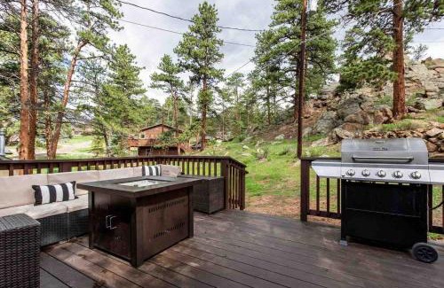 Estes Park House | Lux 3BR Home - Wildlife & Views near RMNP