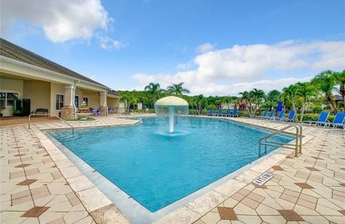 Trafalgar Village House | Lux 4BrVilla Hot Tub Grill Private Heated Pool