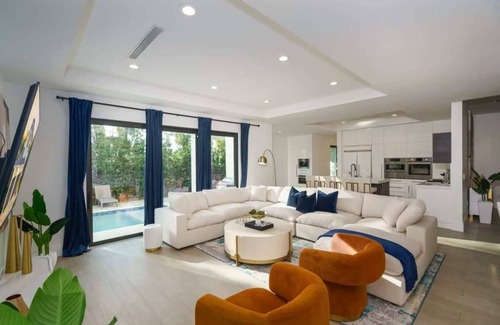 Lighthouse Point House | Lux 6BR Beach Resort, Heated Pool