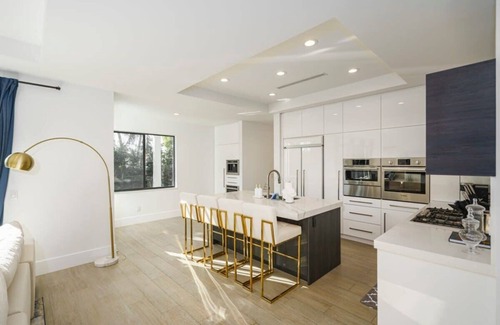 Lighthouse Point House | Lux 6BR Beach Resort, Heated Pool