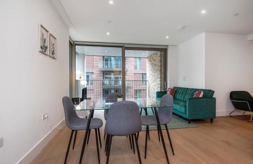 Queenstown Apartment | Lux and Large 2 bed Battersea Power Station