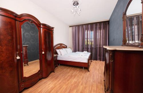 Kentron Apartment | Lux Apartment On Amiryan Street, 2 Bedrooms, 2 Bathrooms, Open Balcony