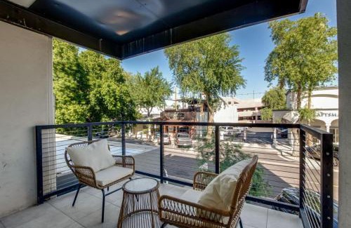 South Scottsdale House | LUX at Craftsman - Heart of Old Town Studio 2