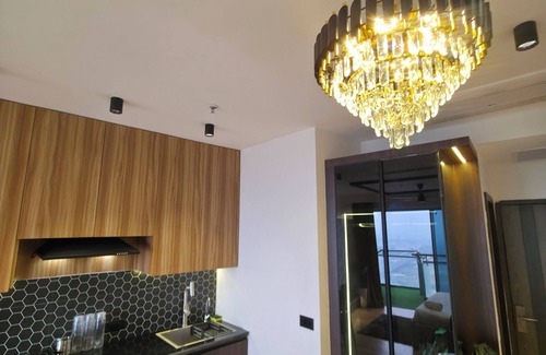 Noida Apartment | Lux By ZenithSuites - River View Studio In Noida