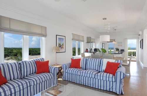 James Cistern Condo | Lux Condo w/Views, Beach, Htd Pool, Pickleball, Gym,Walk to Restaurant