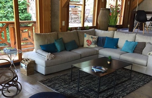 La Chapelle-du-Mont-du-Chat Ski Chalet | Luxury chalet, sauna, spa, fitness, lake view, beach 10 min away