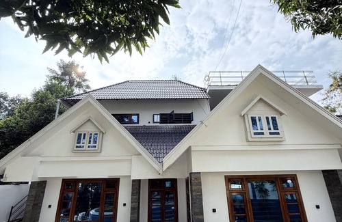 Devikolam Villa | Lux Garden - Full Villa In Chillithodu, Idukki.