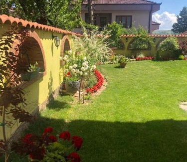 Kumanovo Apartment | Lux Garden Home D