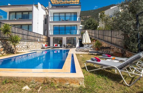 Kepez Villa | LUX HOLIDAY VILLA