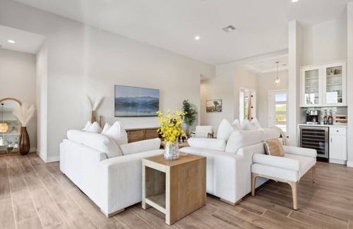 Pinnacle Peak House | Lux Home |Heated Pool|Spa|Golf Sim|Bball Court