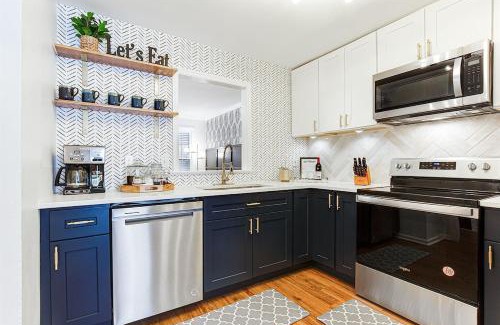 Smyrna Apartment | Lux Home-mins to Truist Park wKing pet friendly
