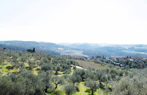 Romola Villa | luxury villa large indoor and outdoor spaces private panoramic swimming pool