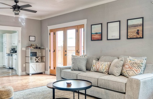 Kalispell House | Lux Kalispell Farmhouse w/Large Hot Tubn