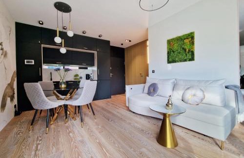 Olsztyn Apartment | Lux Lake - Apartament z ogrodem nad Jeziorem