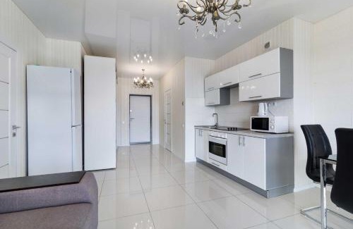 Dnipro Apartment | Lux Most City Area, Panoramic city View
