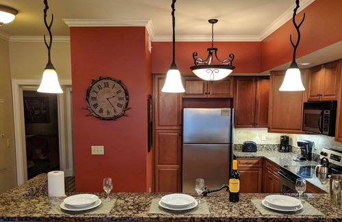 Pigeon Forge Condo | Lux Penthouse Condo, Lazy River, Pool, Dollywood Fireworks From Balcony On Sale!