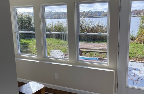 Bonnet Shores Cottage | Lux Romantic Waterfront Cottage - Bonnet Shores, Narragansett RI