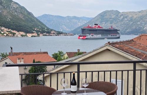 Kotor Apartment | Lux Seaside Residence 1
