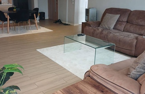 Thompson Estate Apartment | Lux Suites Havana Luxurious Apartments