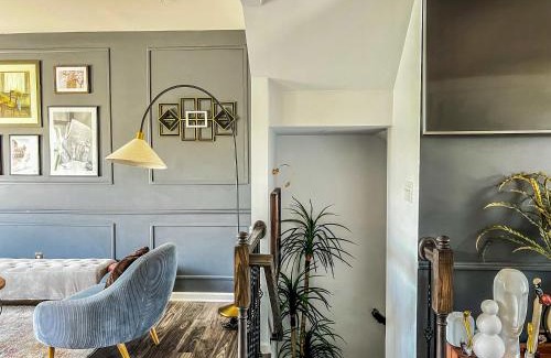 Brooklyn Park House | Lux Townhome Free Parking 12 min to BWI