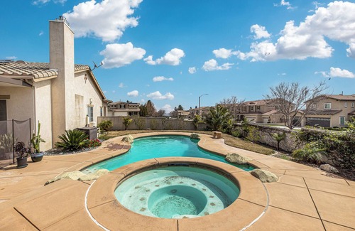 Rancho Cucamonga House | LUX Tranquil Heaven: Pool, Spa Oasis in Rancho Cucamonga, CA