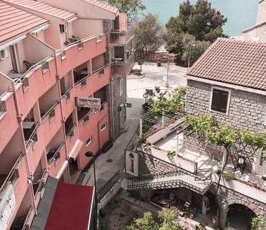 Petrovac Apartment | Lux View