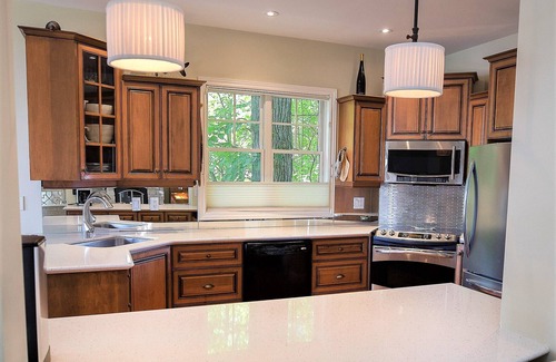 Bobcaygeon House | Lux*Waterfront*Bobcaygeon*Weedfree*Boat dock