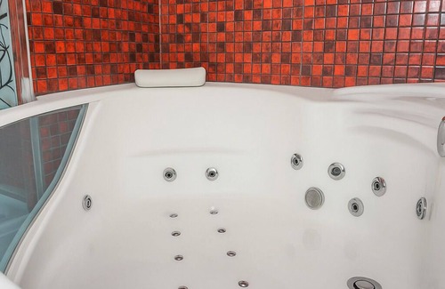 San Andres Golf Hotel | Luxe 2 BR with Jetted Tub and Pool