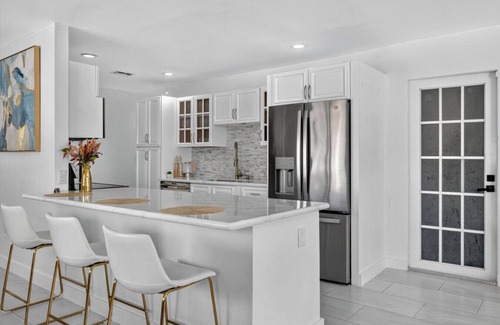 Flagami House | Luxe 4BR Miami Pool&near Airport