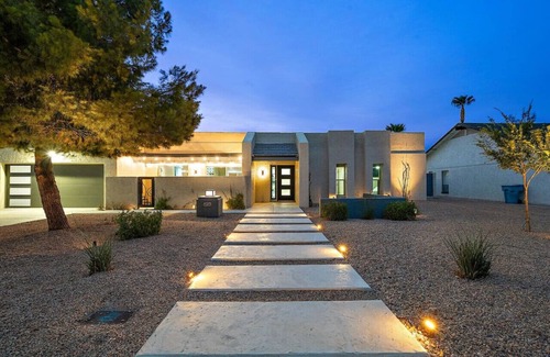 Paradise Valley Village House | Luxe 4BR Oasis with Private Pool, BBQ & EV Charger