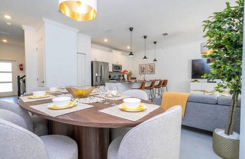Kissimmee House | Luxe 4BR w/Private Pool, Resort, Near Parks