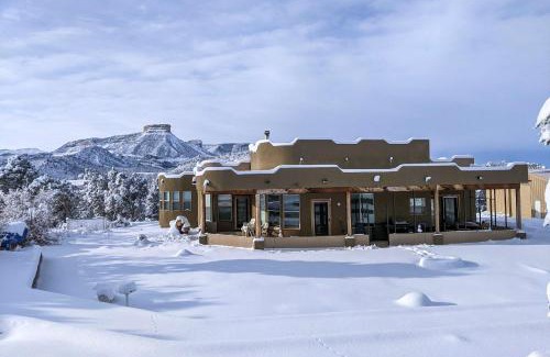 Mancos House | Luxe 5-Acre Mancos Home about 1 Mi to Mesa Verde
