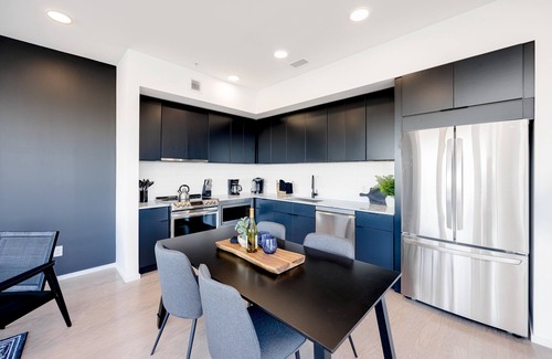 North Capitol Condo | Luxe 5th-floor downtown condo on the riverfront with river views, balcony & W/D