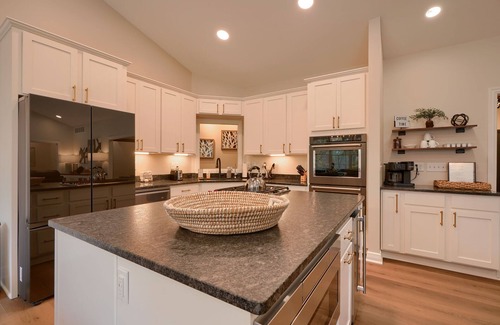 Rockbridge Cabin | Luxe 6-bedroom Lodge - Seasonal Pool, Theater Room, Short Drive to State Parks