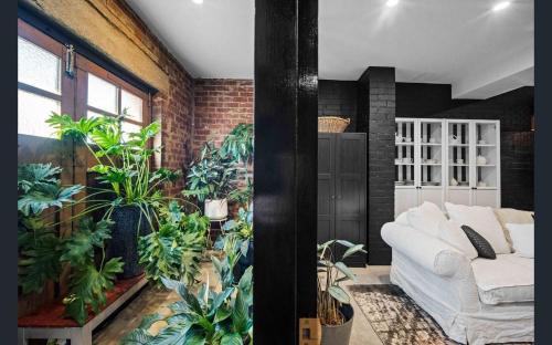 Hobart Central Business District Apartment | Luxe Apartment in West Hobart
