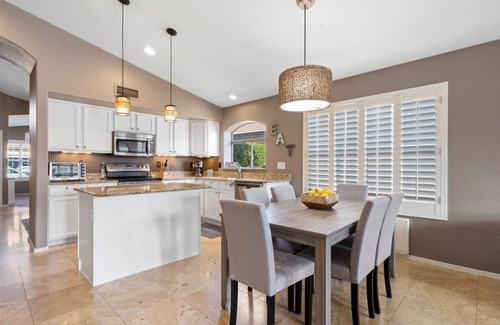 Desert Ridge House | Luxe Arizona Retreat.Family-Friendly Home