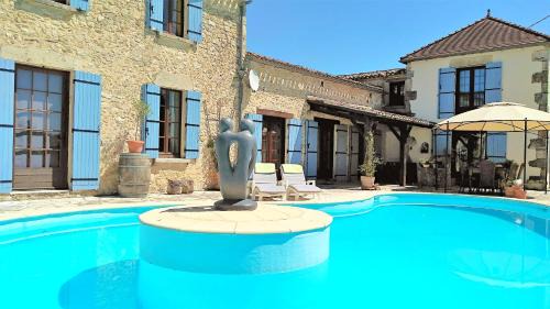 Savignac-de-Duras Bed & Breakfast | Luxe B&B maison á votre santé, in Bordeaux Wine Region