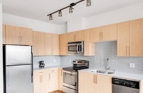 Old Ballard Apartment | Luxe Ballard 1BR w/ Gym, BBQ & A+ Views, blocks to dining, by Blueground