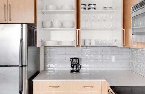 Old Ballard Apartment | Luxe Ballard 1BR w/ Gym, BBQ & A+ Views, blocks to dining, by Blueground
