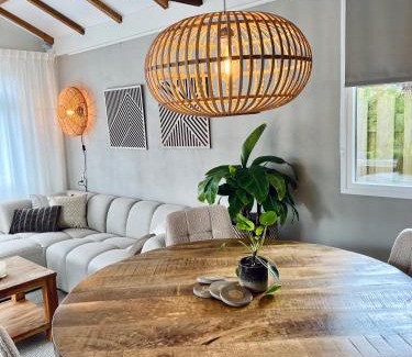 Municipality of Ermelo Apartment | Luxe Boshuisje met Privé Wellness & Jacuzzi op de Veluwe